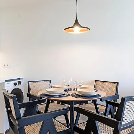 Santos 1071 By Lovelystay *